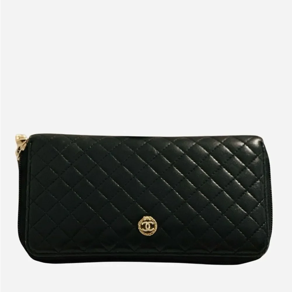 CHANEL Black Quilted Wallet with Gold Accent - Picture 1 of 14
